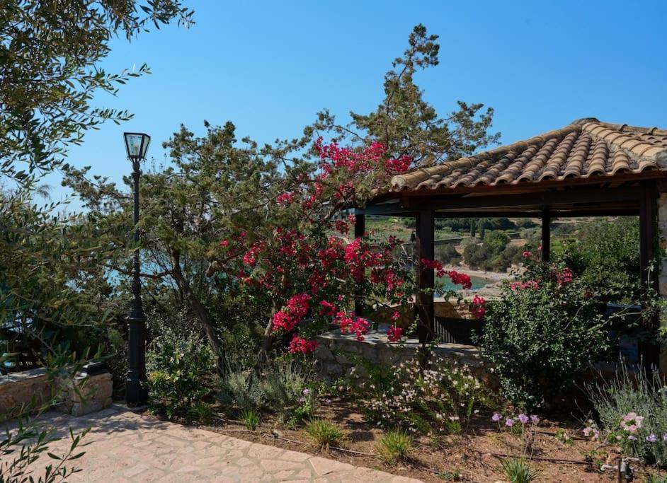 Villa Artemis In Small Kounoupi Porto Heli Exterior photo