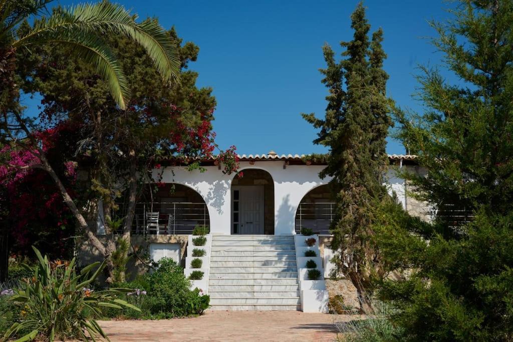Villa Artemis In Small Kounoupi Porto Heli Exterior photo